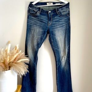 Buckle jeans by Daytrip, Virgo Bootcut, size 31L